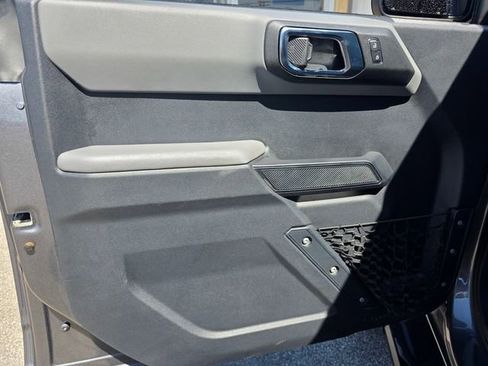 Used 2023 Ford Bronco Big Bend w/ Sasquatch Package image 8