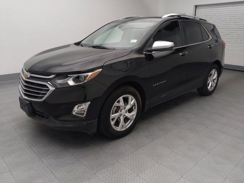 Used 2019 Chevrolet Equinox Premier FWD image 2