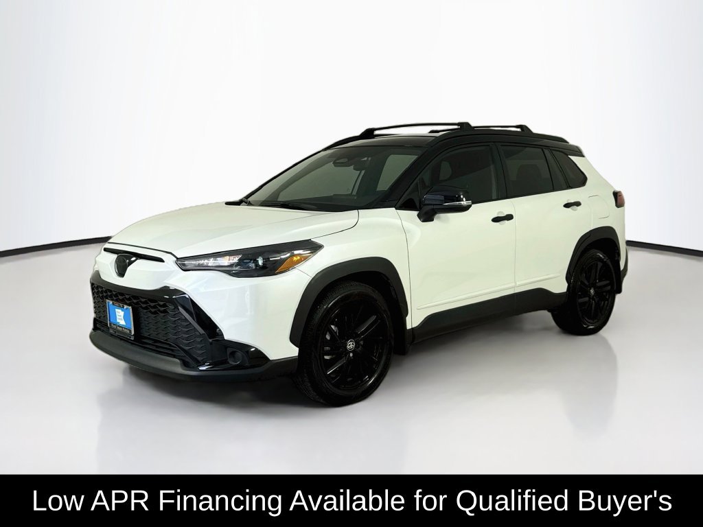 Used 2025 Toyota Corolla Cross AWD Hybrid image 3