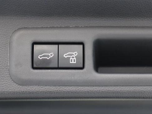Certified 2024 Toyota Sequoia Capstone AWD/4WD image 18