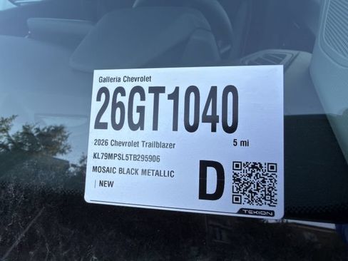 New 2026 Chevrolet TrailBlazer LT w/ Driver Confidence Package FWD image 18