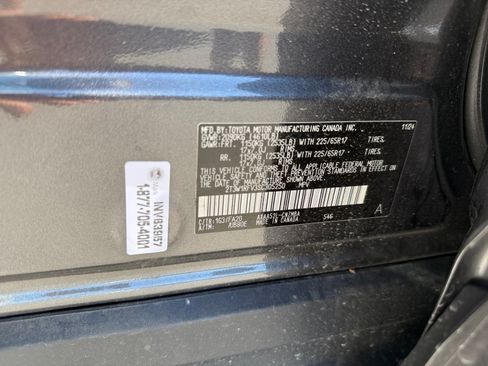 Used 2025 Toyota RAV4 XLE w/ Convenience Package FWD image 23