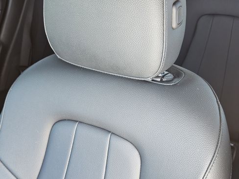 Certified 2024 Mercedes-Benz GLA 250 4MATIC image 15