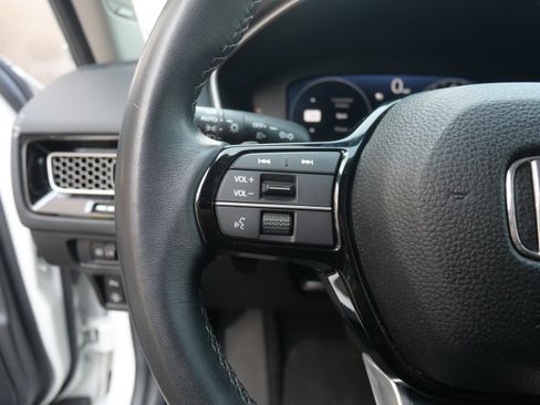 Used 2024 Honda Civic Touring image 24