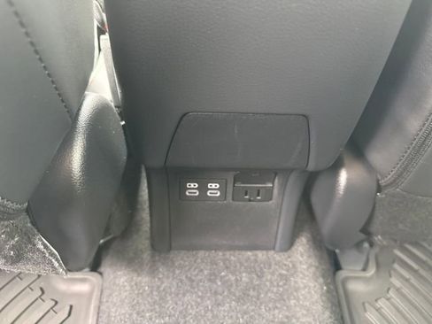 Used 2024 Toyota Prius Prime image 12