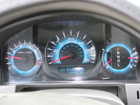 Used 2012 Ford Fusion SE FWD image 11