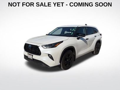 Used 2024 Toyota Highlander XLE