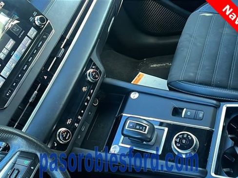 Used 2024 Mitsubishi Outlander SE image 29