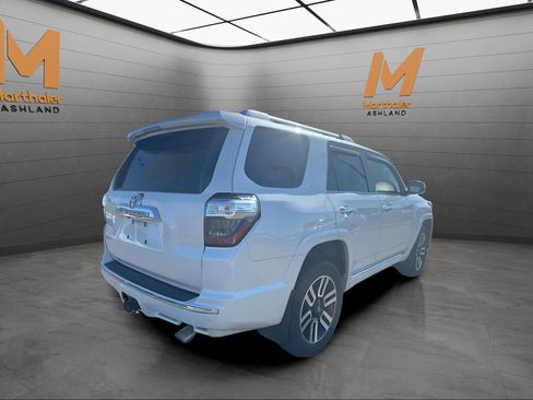 Used 2016 Toyota 4Runner Limited image 5