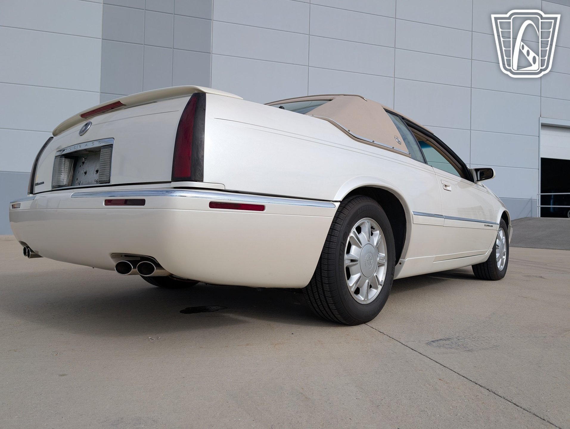 Used 1995 Cadillac Eldorado FWD image 16