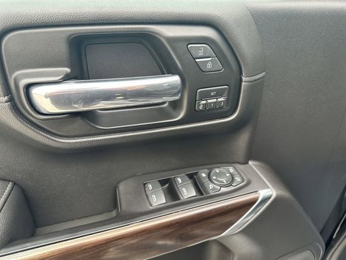 Used 2019 GMC Sierra 1500 SLT w/ SLT Premium Plus Package image 30