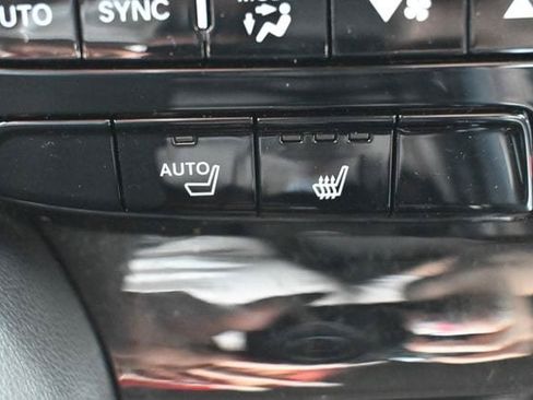 Used 2025 Acura MDX SH-AWD image 35