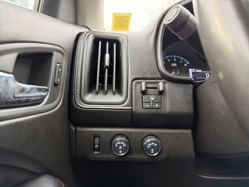 Used 2017 GMC Canyon SLT w/ Driver Alert Package image 24