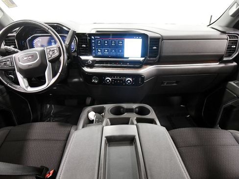Used 2022 GMC Sierra 1500 Elevation AWD/4WD image 3