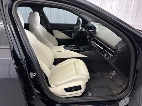 Used 2024 BMW 530i w/ M Sport Package RWD image 32