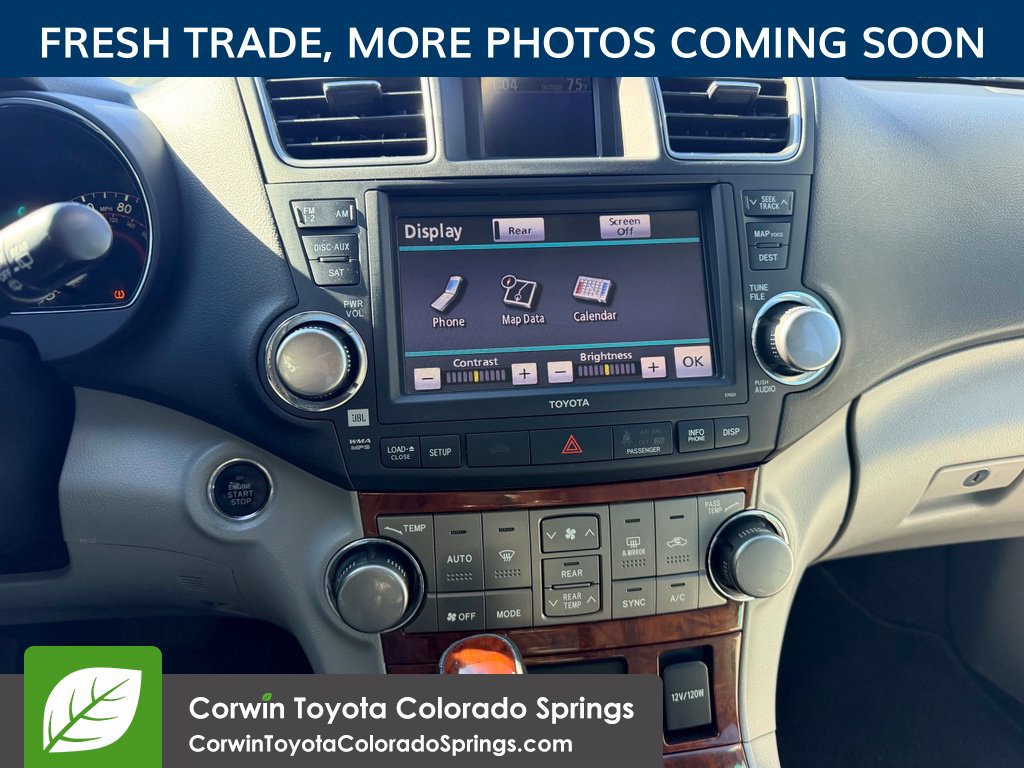 Used 2012 Toyota Highlander Limited w/ Tow Pkg AWD/4WD image 14