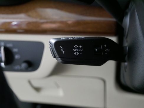 Used 2023 Audi Q5 2.0T Premium Plus w/ Premium Plus Package image 32