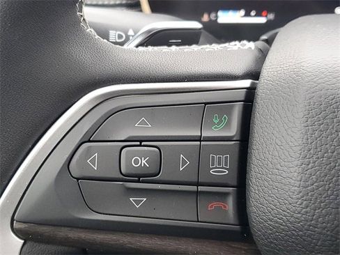 New 2025 Jeep Grand Cherokee Limited w/ Trailer Tow Package image 23