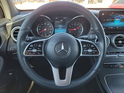 Used 2022 Mercedes-Benz GLC 300 image 19