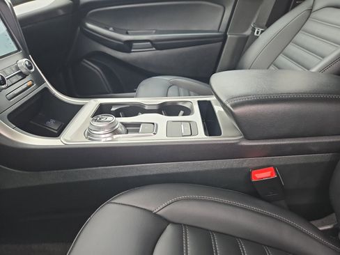 Certified 2024 Ford Edge SEL w/ Convenience Package AWD/4WD image 22