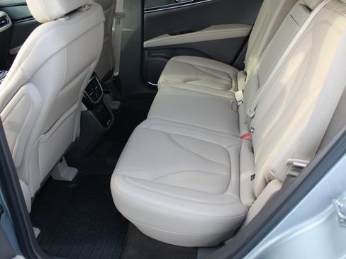 Certified 2022 Lincoln Nautilus Reserve image 15