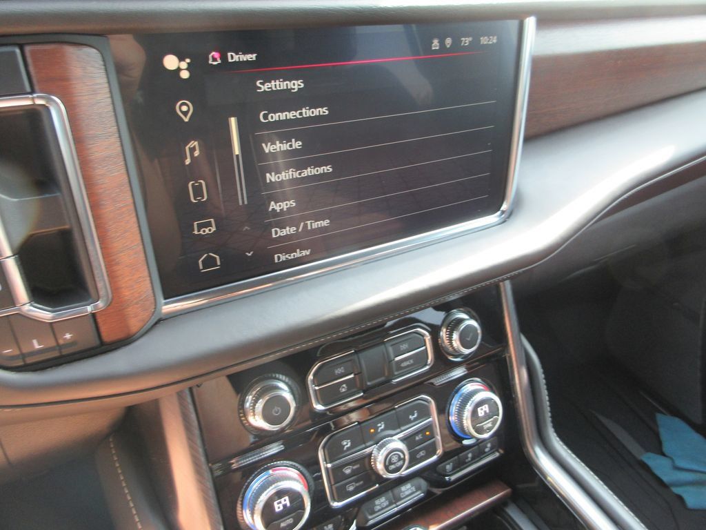 Certified 2023 GMC Yukon Denali Ultimate AWD/4WD image 36