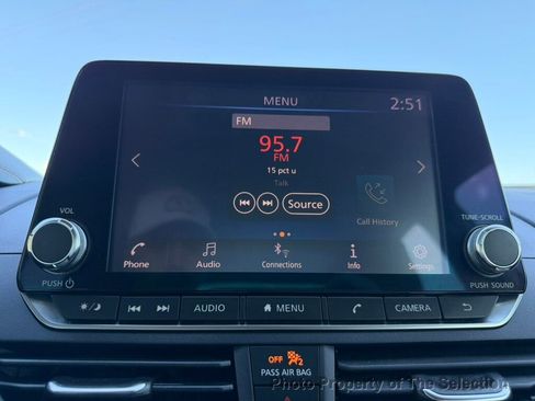 Used 2019 Nissan Altima 2.5 SR w/ SR Premium Package image 32