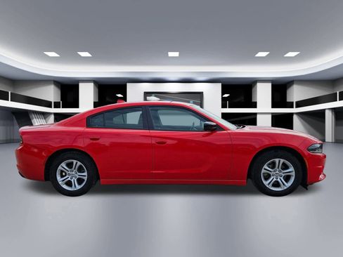 Used 2023 Dodge Charger SXT image 7