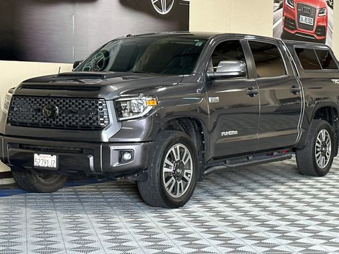 Used 2018 Toyota Tundra SR5 w/ TRD Sport Package image 8