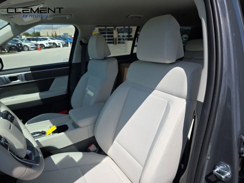 New 2026 Hyundai Santa Fe SE image 25