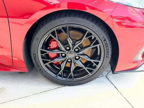Used 2025 Chevrolet Corvette Stingray Preferred Conv w/ Z51 Performance Package RWD image 16