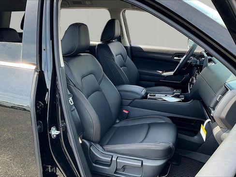 New 2026 Nissan Pathfinder SL AWD/4WD image 28