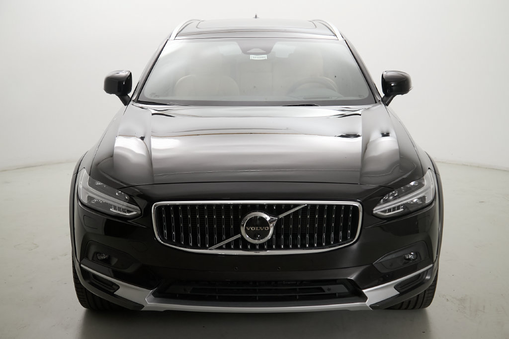 Certified 2025 Volvo V90 B6 Cross Country Ultra AWD/4WD image 5