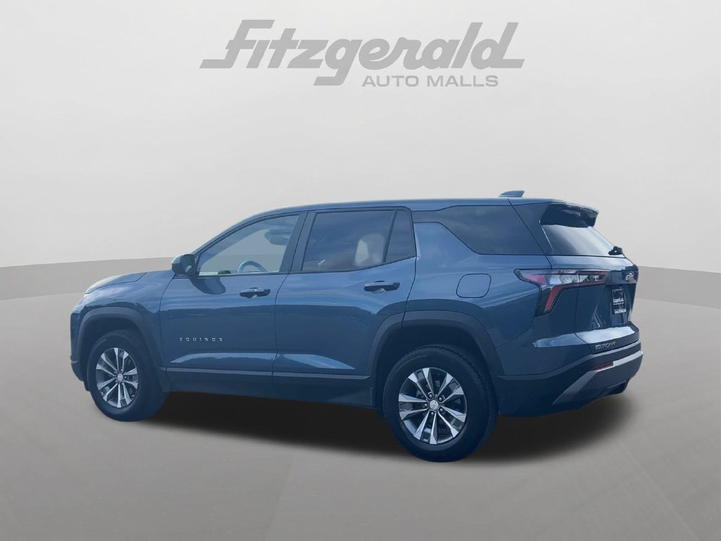 Used 2026 Chevrolet Equinox LT AWD/4WD image 6
