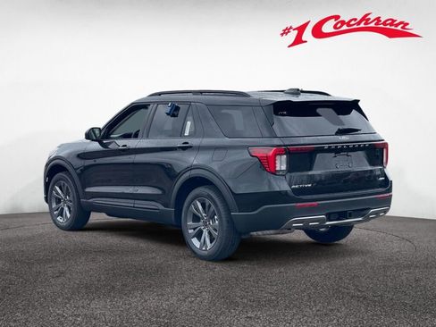 New 2026 Ford Explorer Active w/ Active Comfort Package image 4