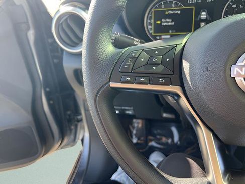 New 2025 Nissan Versa SV w/ Trunk Package FWD image 21