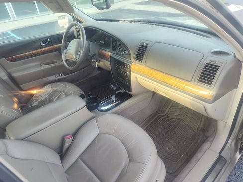 Used 2000 Lincoln Continental FWD image 13