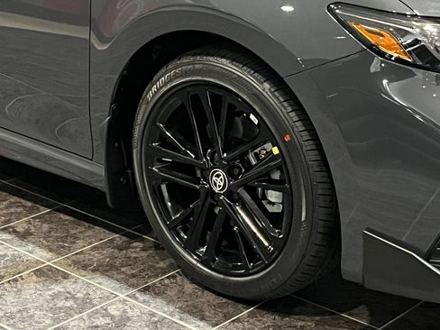 New 2026 Toyota Camry SE FWD image 3