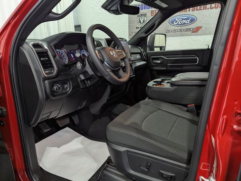 Used 2026 RAM 2500 Big Horn AWD/4WD image 15