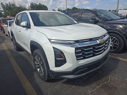 Used 2026 Chevrolet Equinox LT FWD image 4