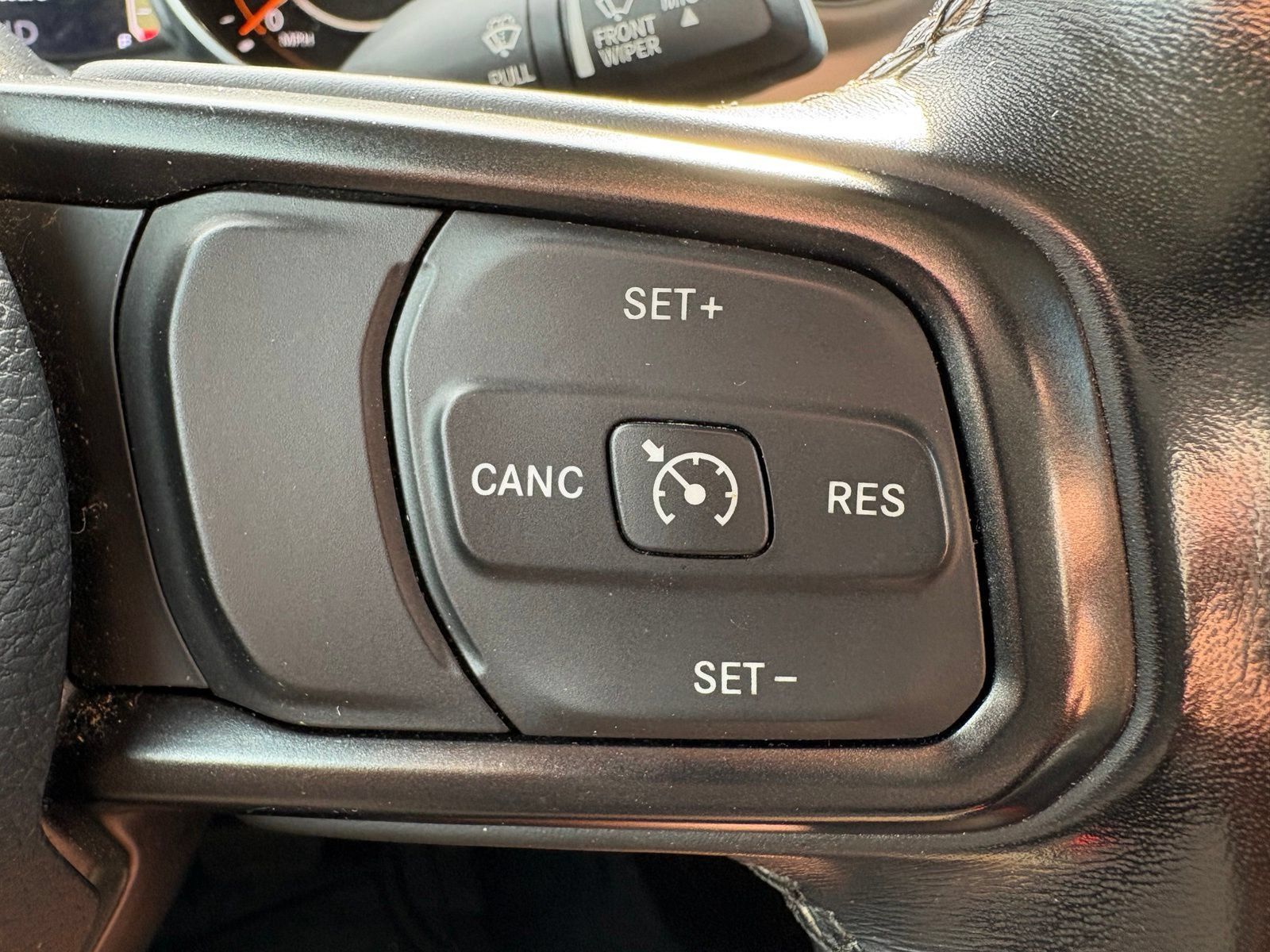 Used 2020 Jeep Gladiator Sport w/ Quick Order Package 24S AWD/4WD image 15