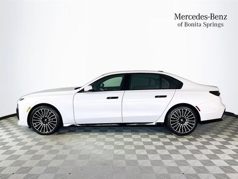 Used 2026 BMW 740i xDrive w/ Executive Package image 4