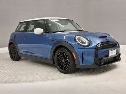 Certified 2024 MINI Cooper S FWD image 5