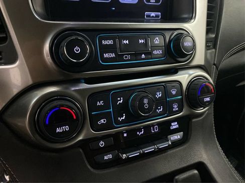 Used 2019 Chevrolet Tahoe LS w/ Enhanced Driver Alert Package AWD/4WD image 30