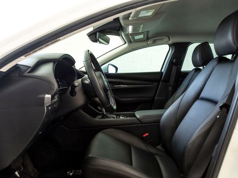 Used 2020 MAZDA MAZDA3 Sedan w/ Select Package image 13