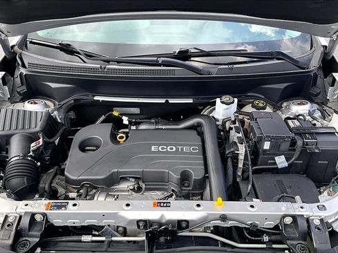 Used 2021 Chevrolet Equinox LT FWD image 9