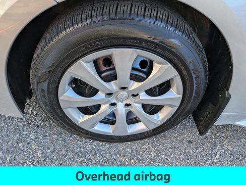 Used 2025 Toyota Corolla LE FWD image 32