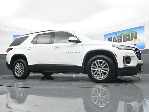Used 2023 Chevrolet Traverse LT FWD image 22