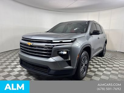 Used 2026 Chevrolet Traverse LT w/ Driver Confidence Package
