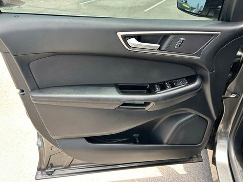 Used 2016 Ford Edge SEL AWD/4WD image 18